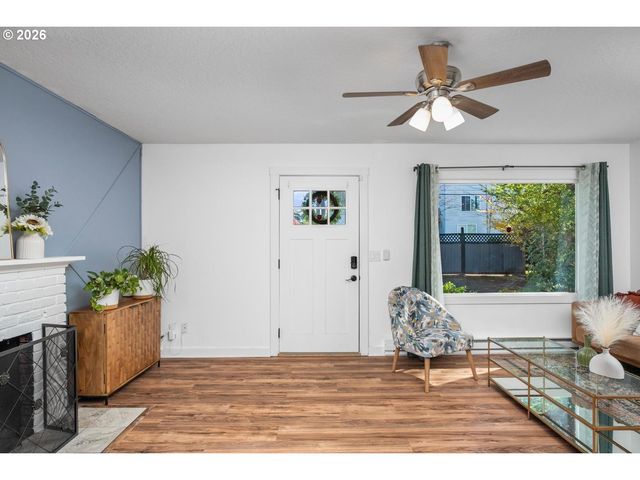 12311 Se RAMONA St, Portland, OR 97236