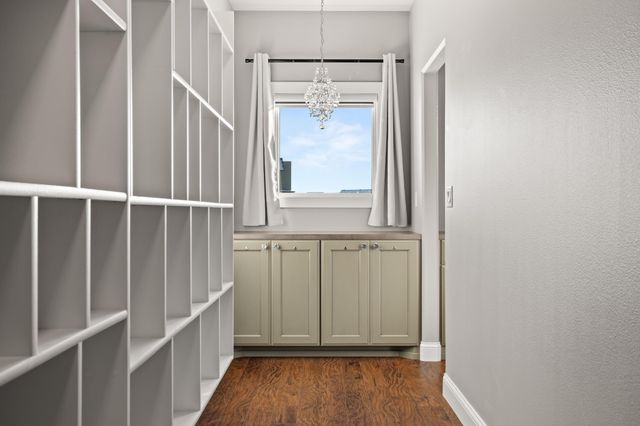 3605 Houkom Drive E, West Fargo, ND 58078