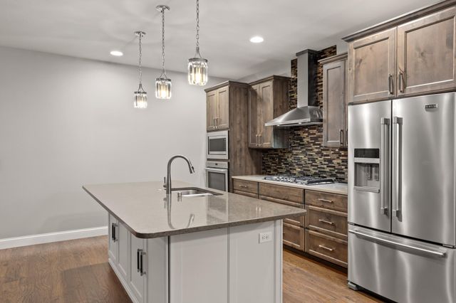 3605 Houkom Drive E, West Fargo, ND 58078