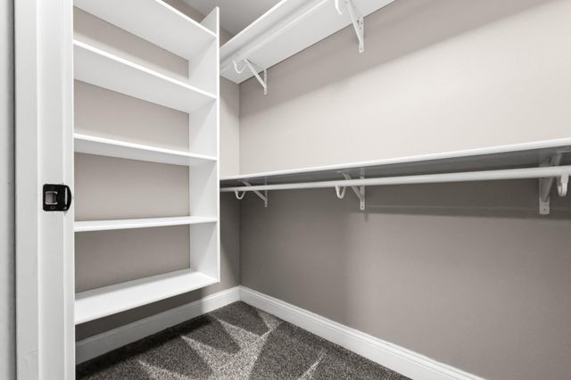 3605 Houkom Drive E, West Fargo, ND 58078