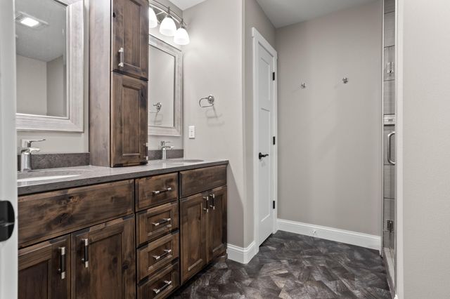 3605 Houkom Drive E, West Fargo, ND 58078