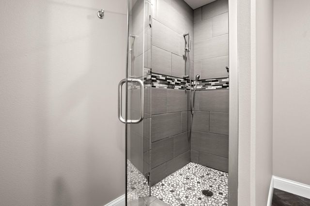 3605 Houkom Drive E, West Fargo, ND 58078