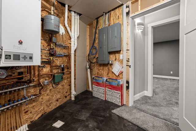 3605 Houkom Drive E, West Fargo, ND 58078