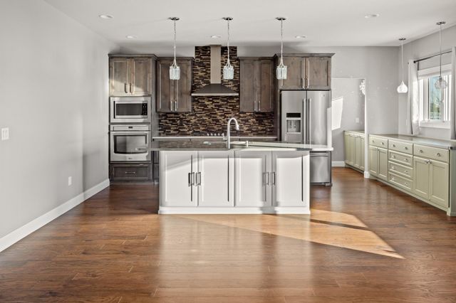 3605 Houkom Drive E, West Fargo, ND 58078