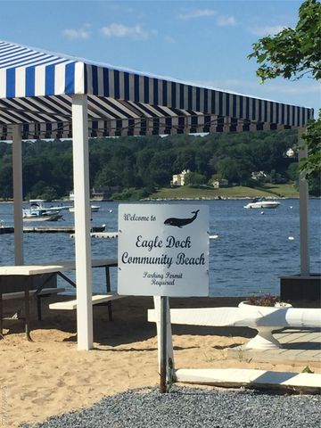 131 Turkey Lane, Cold Spring Harbor, NY 11724