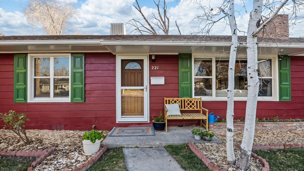 221 Hall Avenue, Grand Junction, CO 81501