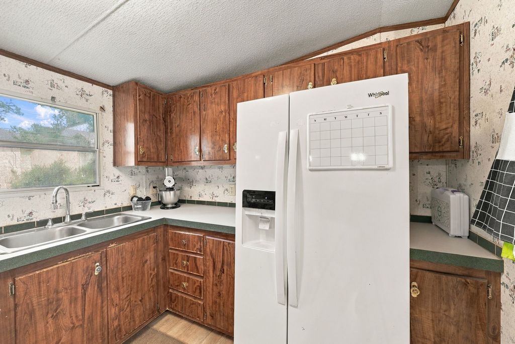 1206 Toby Street, Alvarado, TX 76009 — photo 5