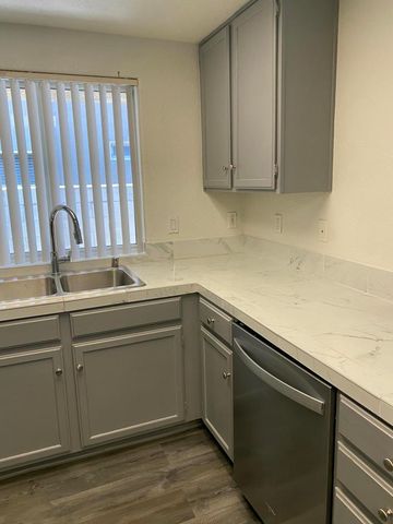 52790 Avenida Herrera, La Quinta, CA 92253