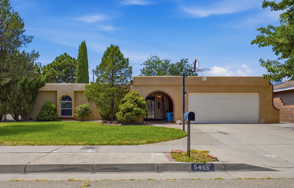 5413 Imperial Court NE, Albuquerque, NM 87111