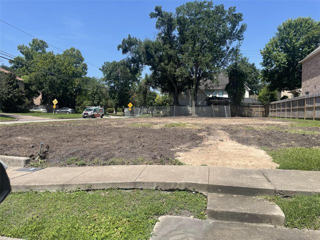 851 Jaquet Drive, Bellaire, TX 77401