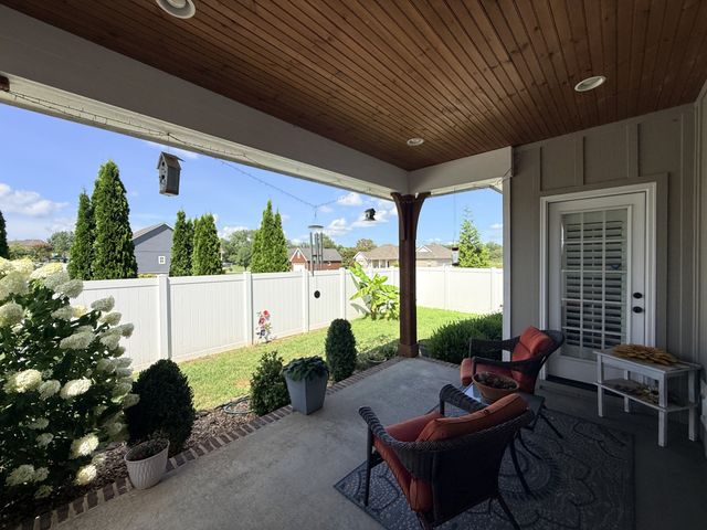 124 Droon Dr, Mcminnville, TN 37110