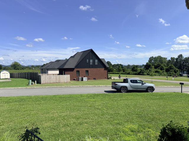 124 Droon Dr, Mcminnville, TN 37110