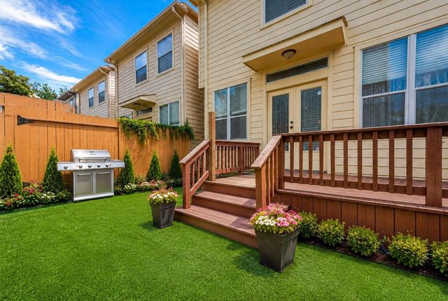 5516 Kiam Street, Houston, TX 77007