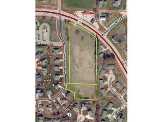 7477 W Raymond Run, Ellettsville, IN 47429