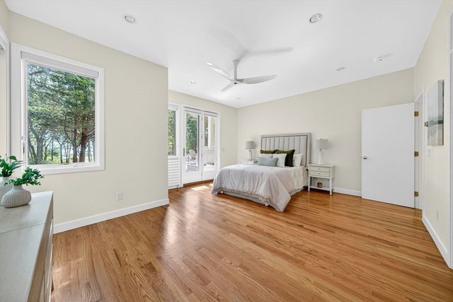 91 Piney Point Rd, Marion, MA 02738