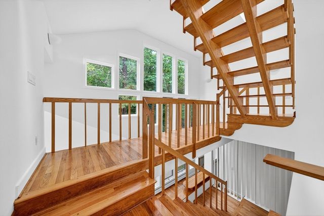 91 Piney Point Rd, Marion, MA 02738