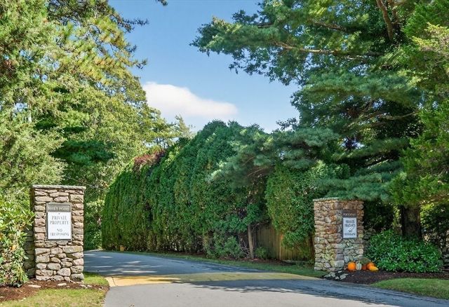 91 Piney Point Rd, Marion, MA 02738