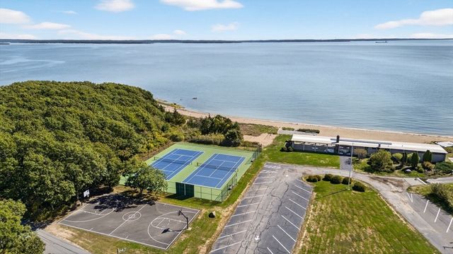 91 Piney Point Rd, Marion, MA 02738