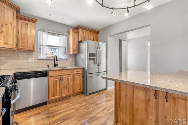 213 Springdale Drive, Belleville, IL 62223