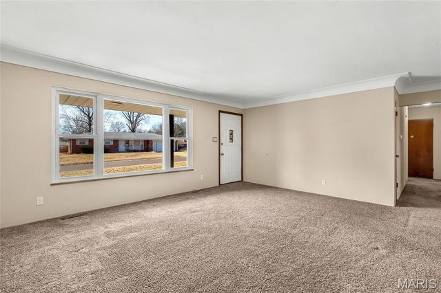 213 Springdale Drive, Belleville, IL 62223