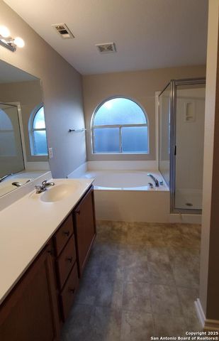 15847 Manes Grove, San Antonio, TX 78247