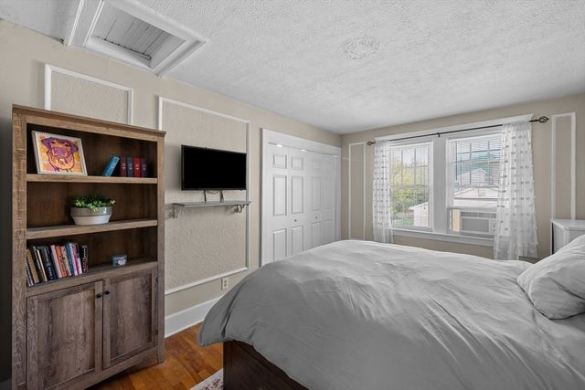 25 Ludlow St, Worcester, MA 01603