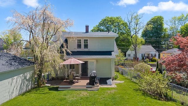 25 Ludlow St, Worcester, MA 01603
