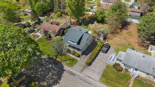25 Ludlow St, Worcester, MA 01603