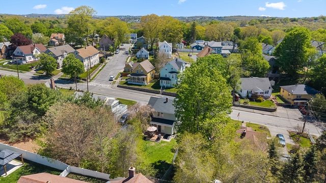 25 Ludlow St, Worcester, MA 01603