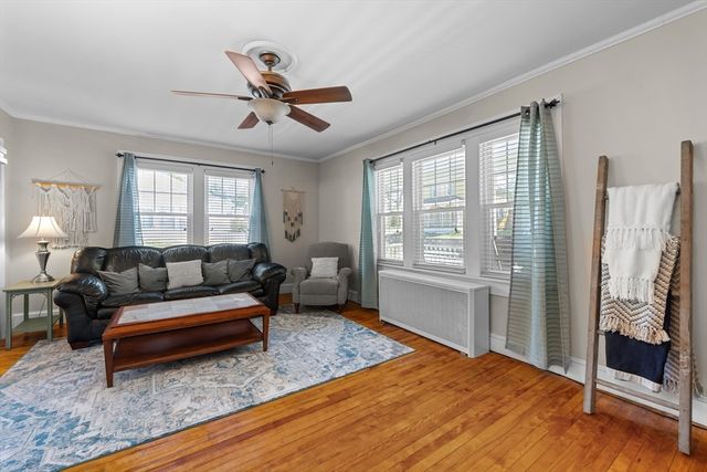 25 Ludlow St, Worcester, MA 01603