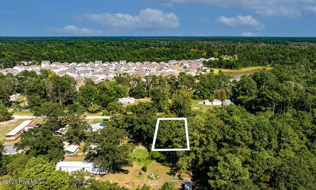 133 Shade Tree Lane SW, Supply, NC 28462