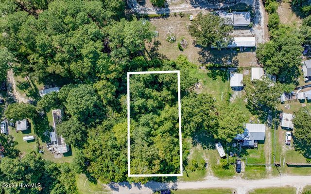 133 Shade Tree Lane SW, Supply, NC 28462