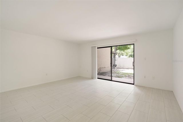 926 SUNRIDGE DRIVE F1, Sarasota, FL 34234