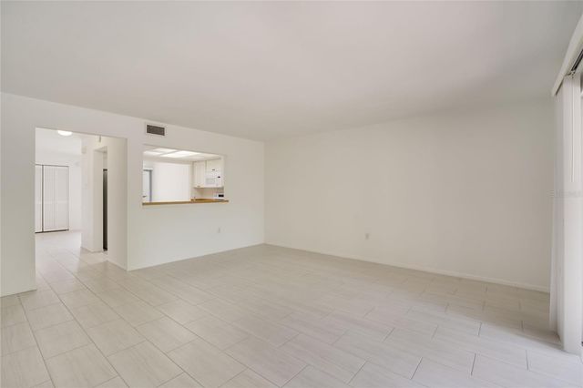 926 SUNRIDGE DRIVE F1, Sarasota, FL 34234