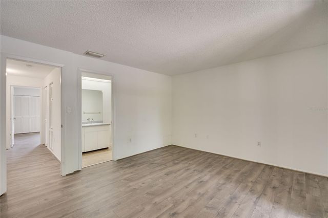 926 SUNRIDGE DRIVE F1, Sarasota, FL 34234