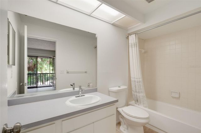 926 SUNRIDGE DRIVE F1, Sarasota, FL 34234