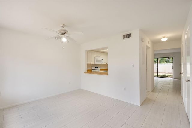 926 SUNRIDGE DRIVE F1, Sarasota, FL 34234