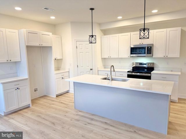 127 STAUFFER ROAD, Bechtelsville, PA 19505