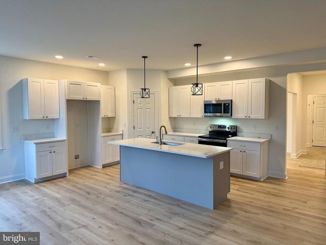 127 STAUFFER ROAD, Bechtelsville, PA 19505