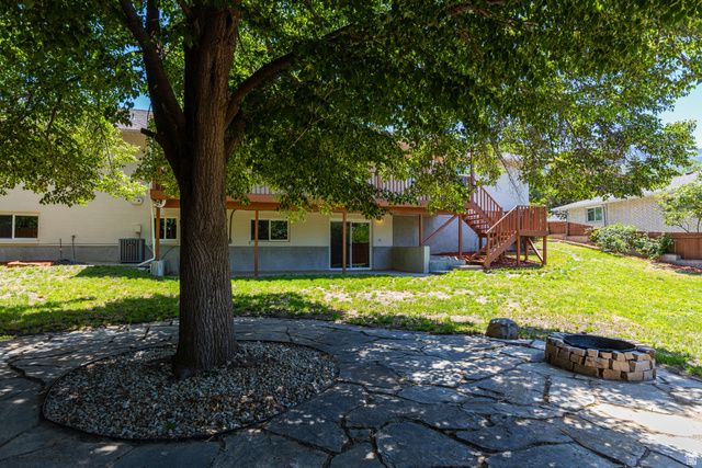 7610 S BRIGHTON WAY, Cottonwood Heights, UT 84121