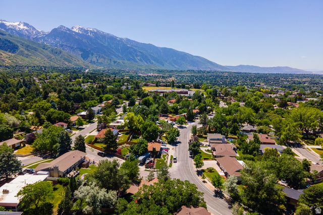 7610 S BRIGHTON WAY, Cottonwood Heights, UT 84121