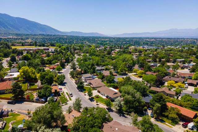 7610 S BRIGHTON WAY, Cottonwood Heights, UT 84121