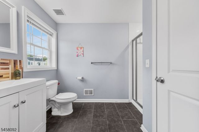 586 Dial Ave, Piscataway Twp., NJ 08854