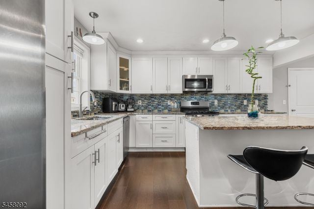 586 Dial Ave, Piscataway Twp., NJ 08854