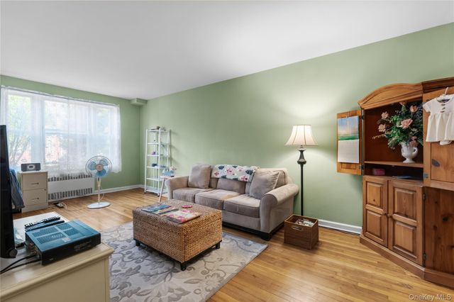 2 Overlook Road 1B6, White Plains, NY 10605