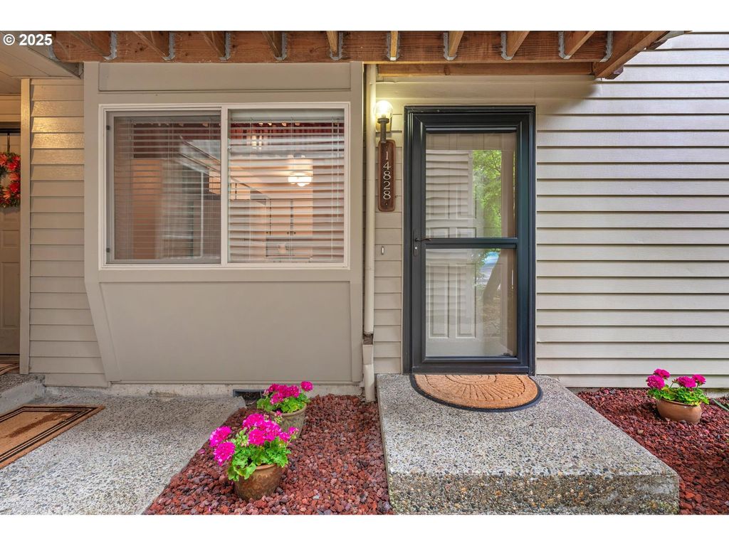 14828 Sw 109TH Ave, Tigard, OR 97224