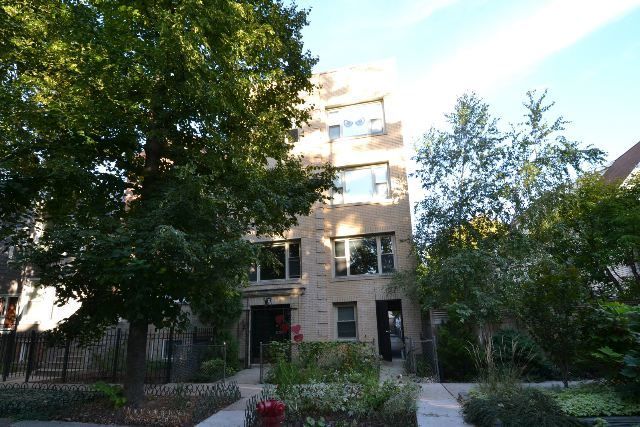 3731 N Janssen Avenue 2, Chicago, IL 60613