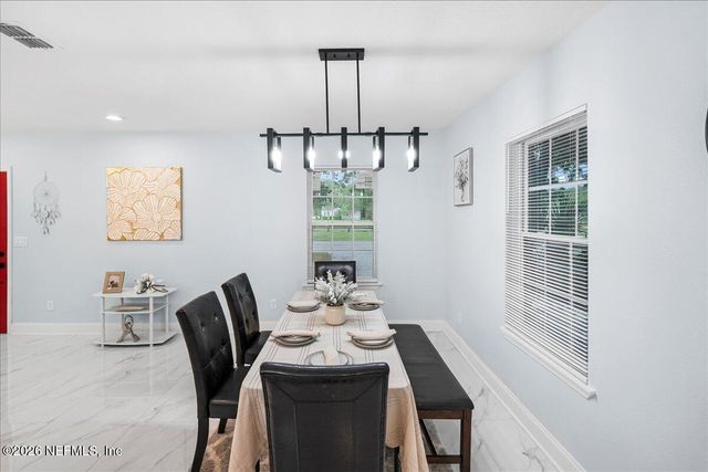 619 S 10TH Street, Fernandina Beach, FL 32034