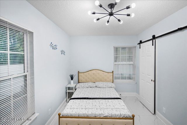 619 S 10TH Street, Fernandina Beach, FL 32034