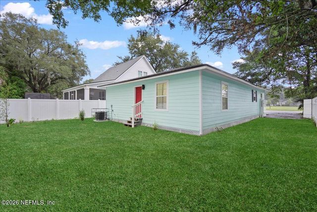 619 S 10TH Street, Fernandina Beach, FL 32034